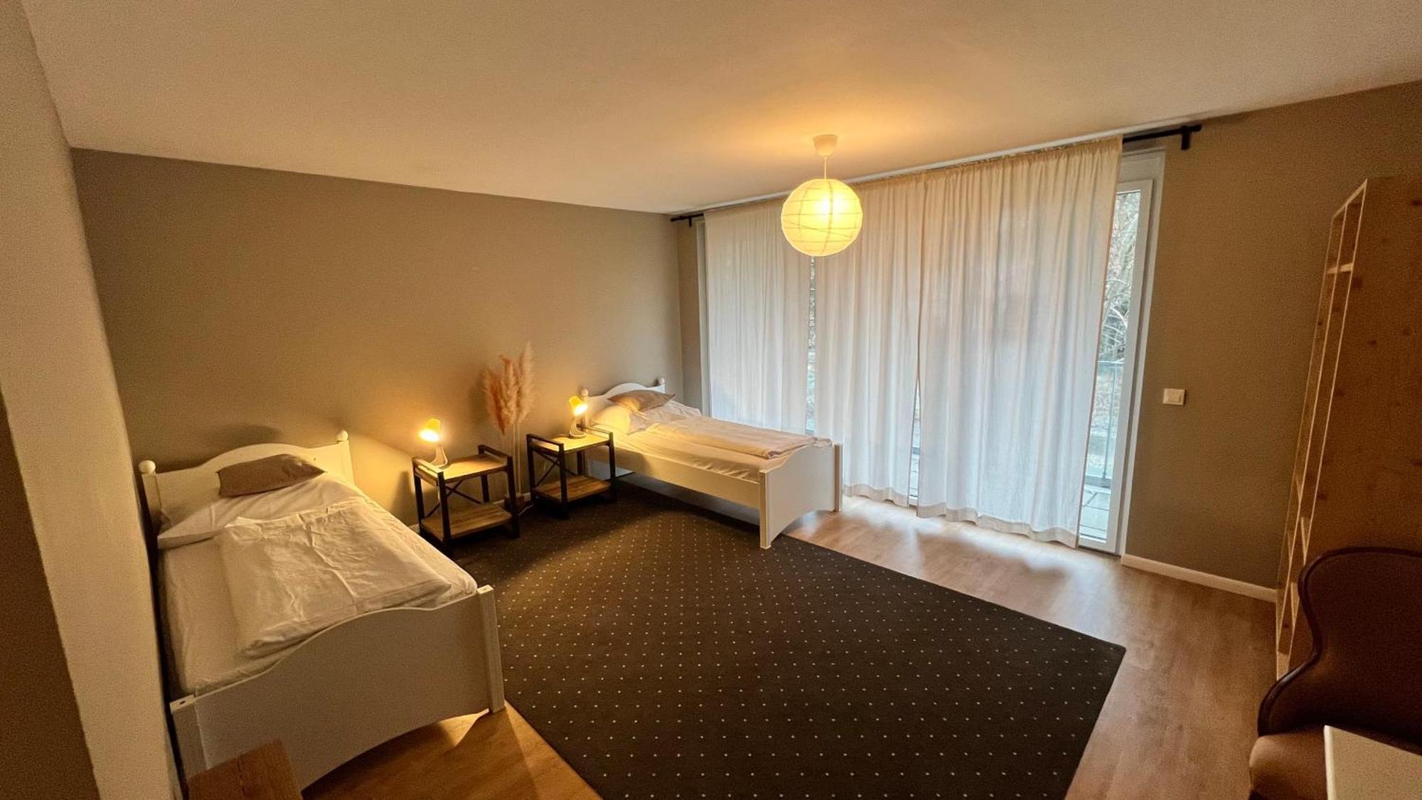 Hostal Nest Viena